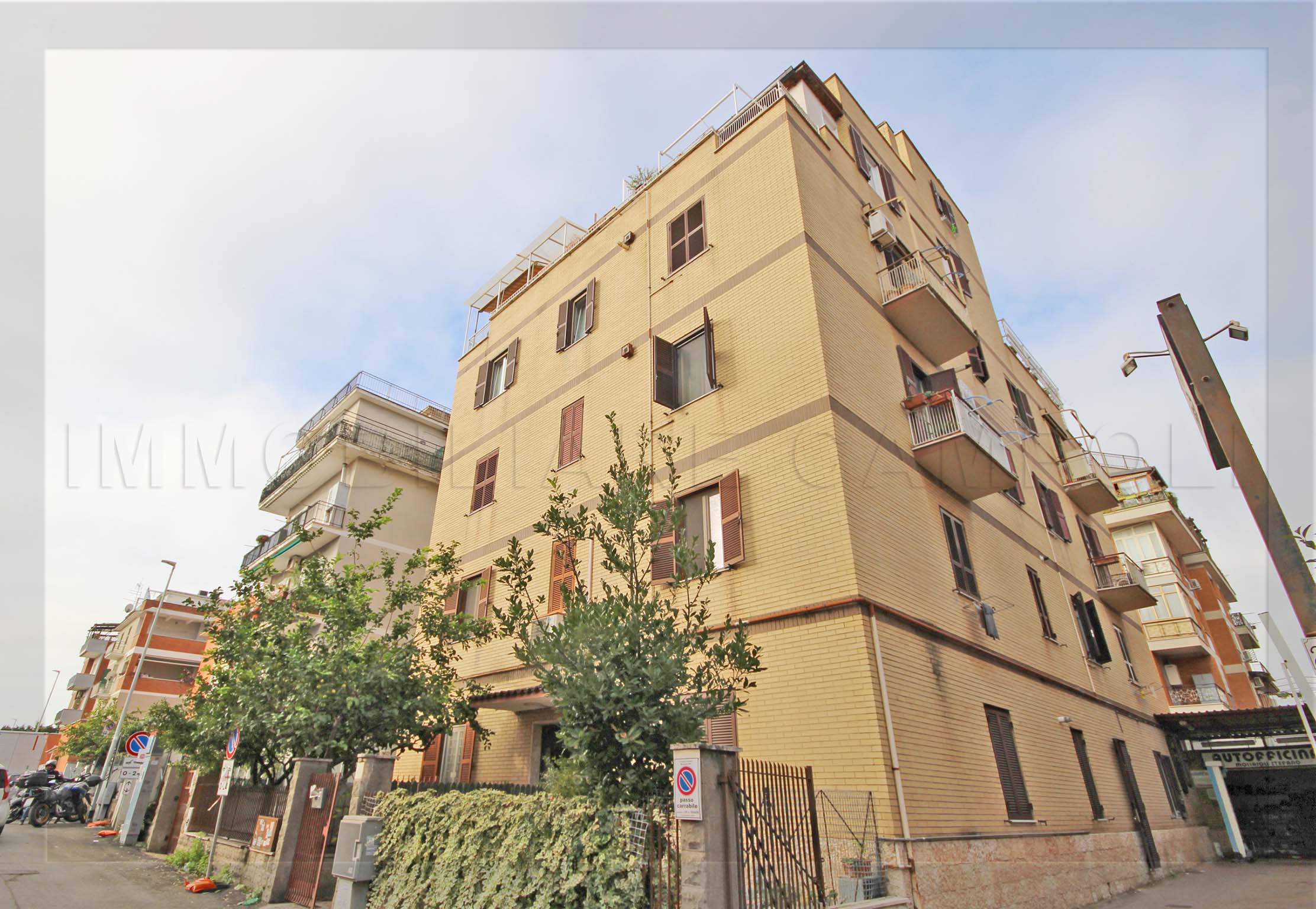 TORREVECCHIA monolocale attichetto uso terrazze